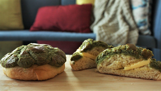 Matcha Pineapple Buns (Bo Luo Bao) - Be Tea Company